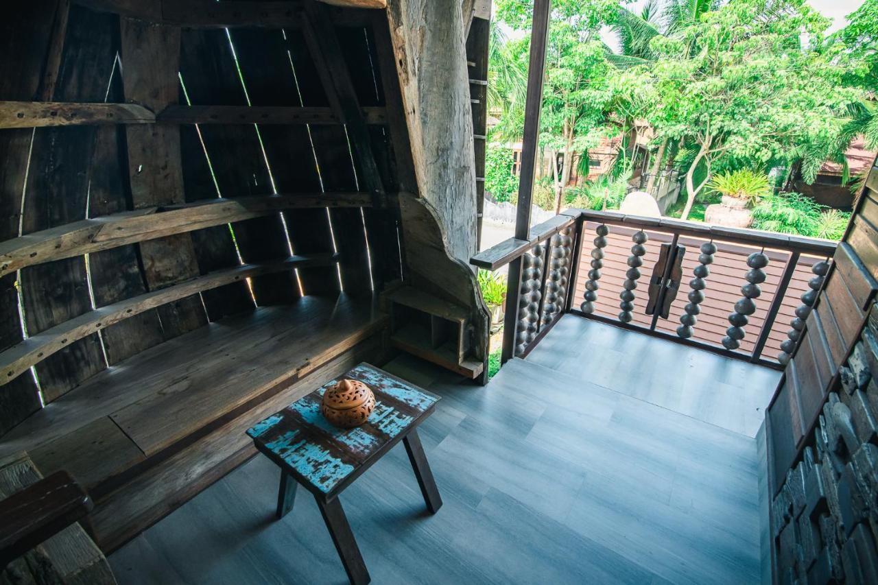 Suankaew​ Art​ Hostel​ Chonburi Exteriör bild